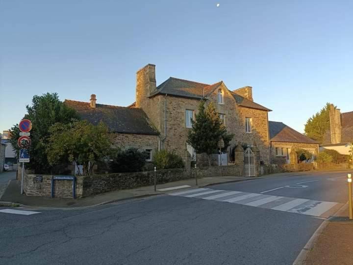 La Ménardière Tranquilitatis Chambre double petit déjeuner compris Corseul Exterior foto