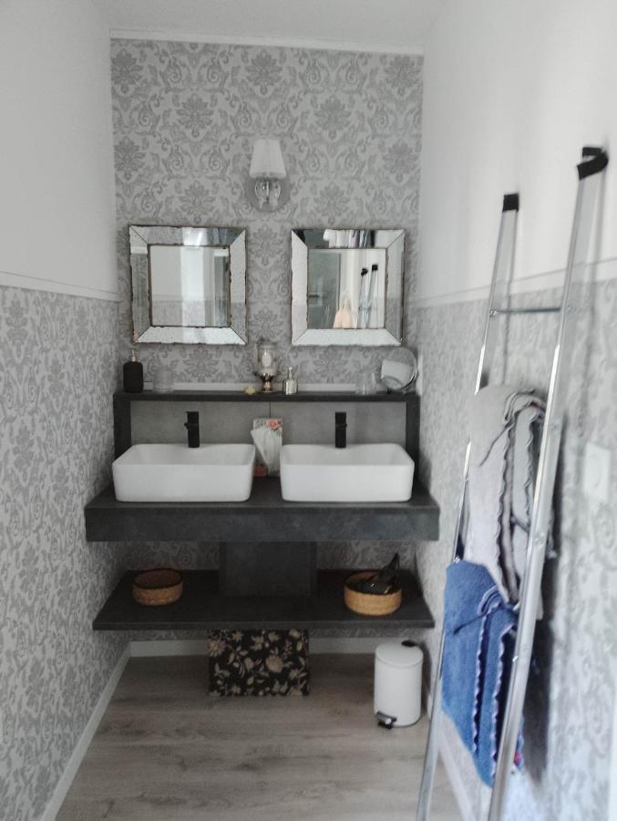 La Ménardière Tranquilitatis Chambre double petit déjeuner compris Corseul Exterior foto