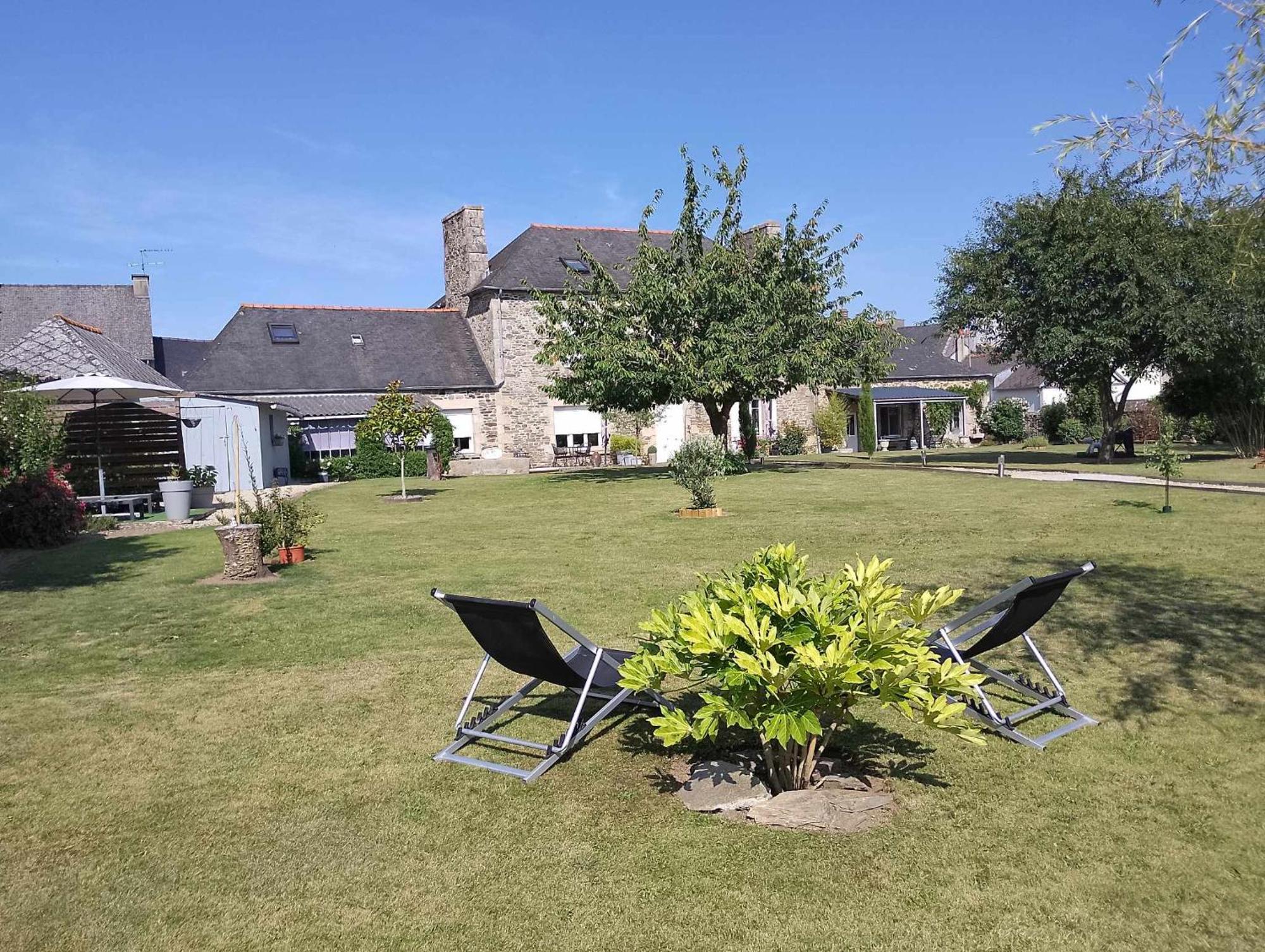 La Ménardière Tranquilitatis Chambre double petit déjeuner compris Corseul Exterior foto