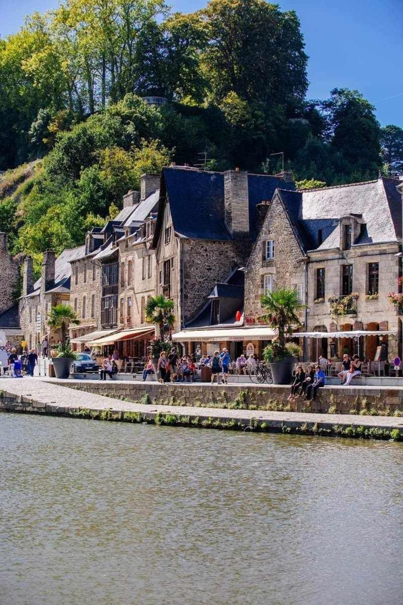La Ménardière Tranquilitatis Chambre double petit déjeuner compris Corseul Exterior foto
